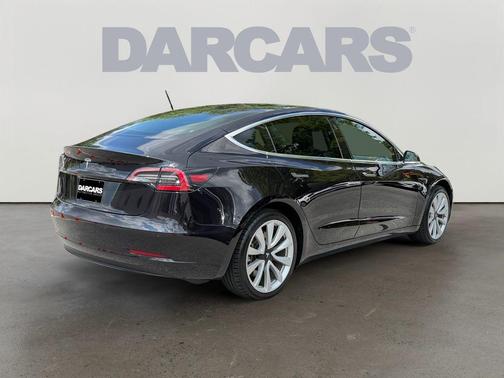 Silver Metallic 2018 Tesla Model 3 Long Range