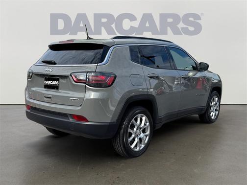 2023 Jeep Compass Latitude Lux