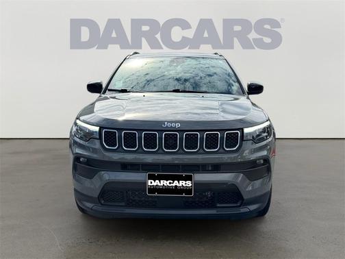 2023 Jeep Compass Latitude Lux
