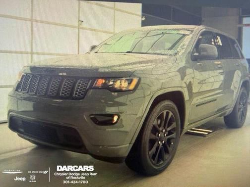 2022 Jeep Grand Cherokee Laredo