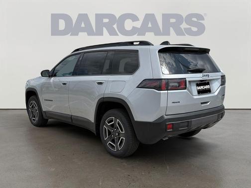 Silver Zynith Clearcoat 2026 Jeep Cherokee Limited