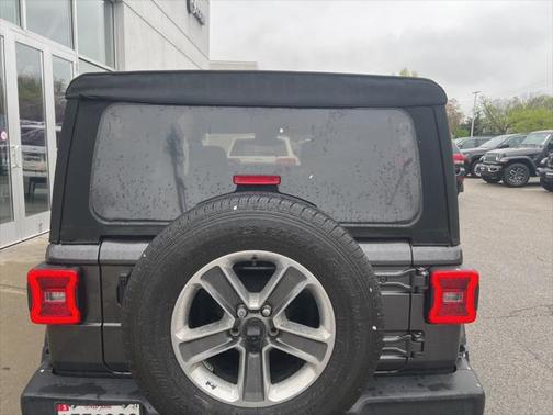2022 Jeep Wrangler Unlimited Sahara
