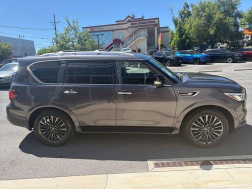 Anthracite Gray 2022 INFINITI QX80 PREMIUM SELECT AWD