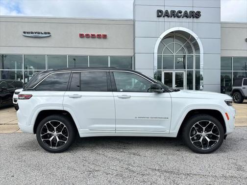 2025 Jeep Grand Cherokee Summit
