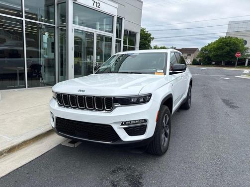 Bright White Clearcoat 2022 Jeep Grand Cherokee 4xe Base