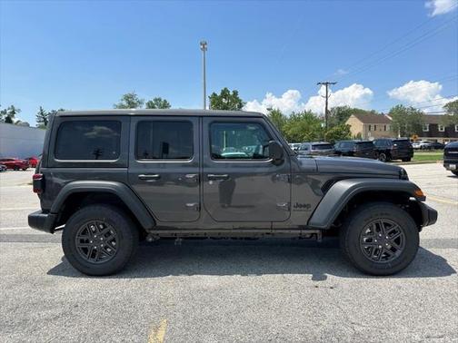 2025 Jeep Wrangler Sport S