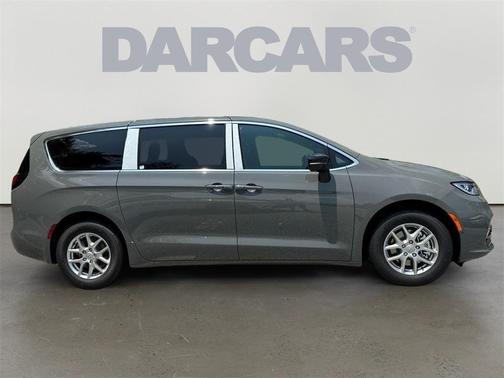 2025 Chrysler Pacifica L