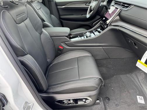 2025 Jeep Grand Cherokee Overland