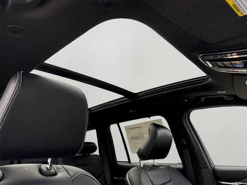 2025 Jeep Grand Cherokee Overland