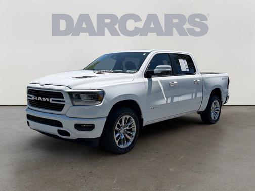 Bright White Clearcoat 2023 RAM 1500 Laramie