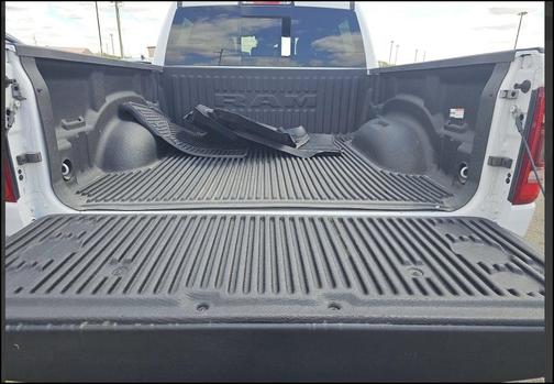 Bright White Clearcoat 2023 RAM 1500 Laramie