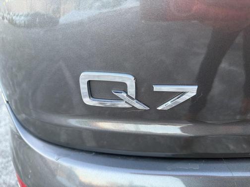 2019 Audi Q7 45 Premium Plus