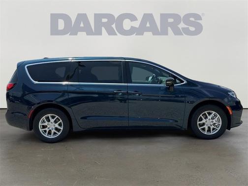 2025 Chrysler Pacifica L