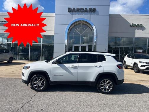 2022 Jeep Compass Latitude Lux