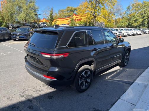2022 Jeep Grand Cherokee 4xe Base