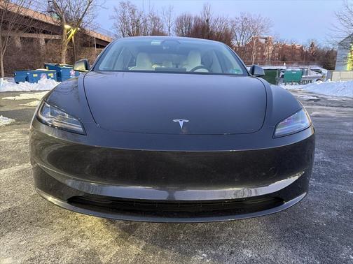 2025 Tesla Model 3 Long Range