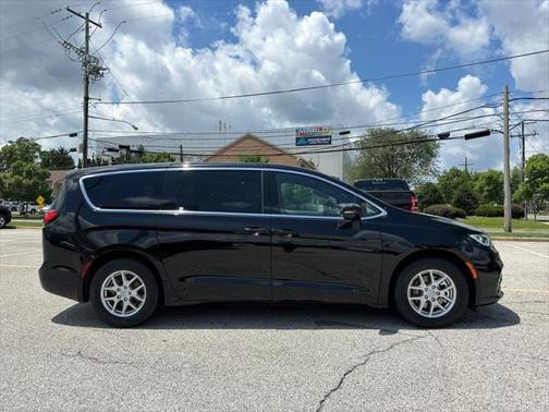 2025 Chrysler Pacifica L
