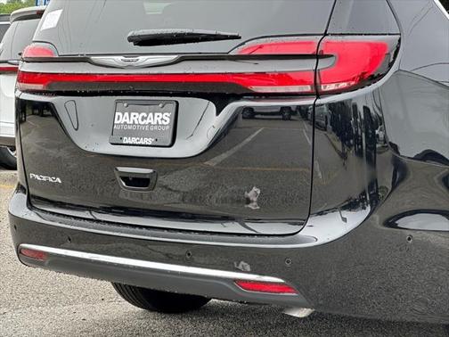 2025 Chrysler Pacifica L