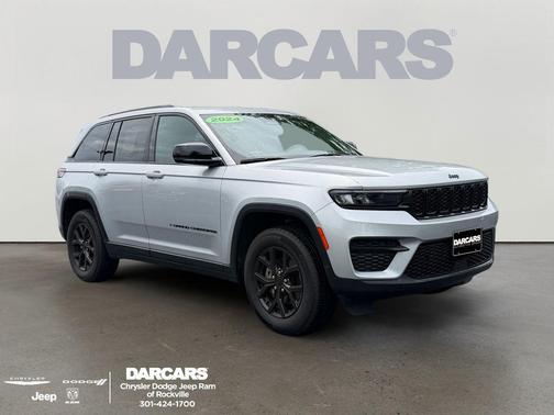 Silver Zynith 2024 Jeep Grand Cherokee Altitude