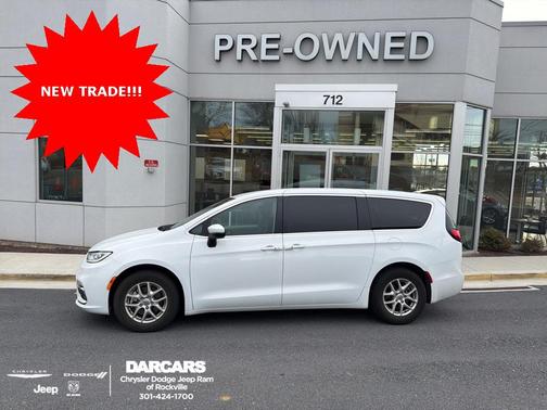 2023 Chrysler Pacifica Touring L