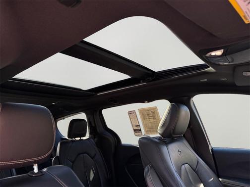 2019 Chrysler Pacifica Touring-L Plus