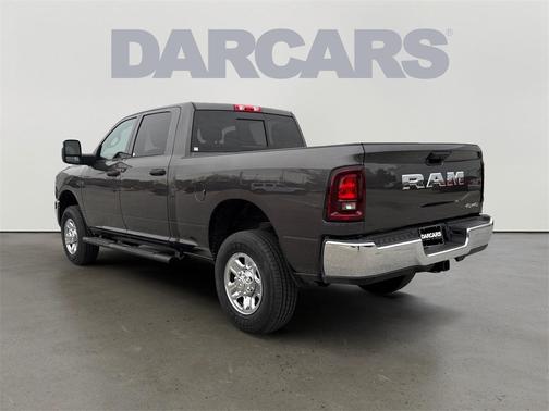 2026 RAM 2500 Tradesman Crew Cab 4x4 6'4' Box