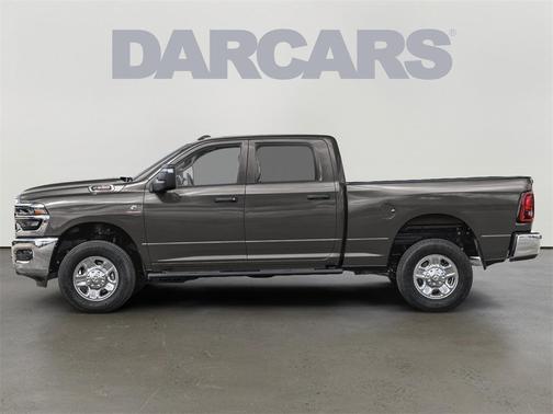 2026 RAM 2500 Tradesman Crew Cab 4x4 6'4' Box