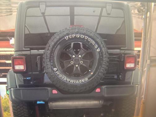 Black Clearcoat 2023 Jeep Wrangler 4xe Willys