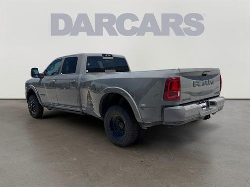 Ceramic Gray Clearcoat 2026 RAM 3500 Limited Crew Cab 4x4 8' Box