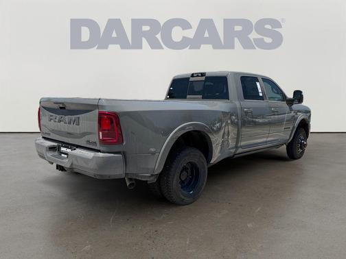 Ceramic Gray Clearcoat 2026 RAM 3500 Limited Crew Cab 4x4 8' Box