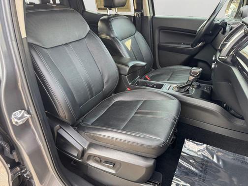 Carbonized Gray Metallic 2023 Ford Ranger LARIAT