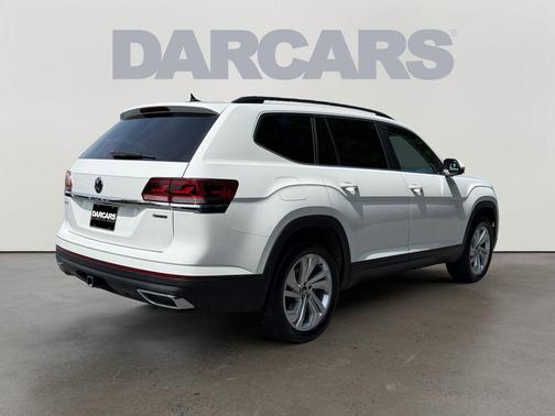 Pure White 2023 Volkswagen Atlas 3.6L SE w/Technology