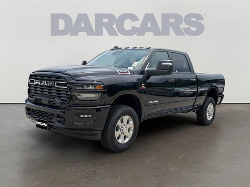 Diamond Black Crystal Pearlcoat 2026 RAM 2500 Big Horn Crew Cab 4x4 6'4' Box