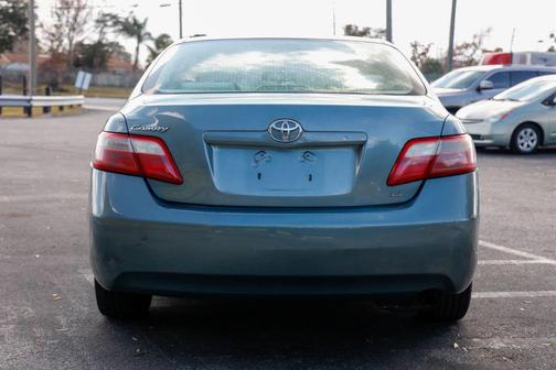 2007 Toyota Camry LE