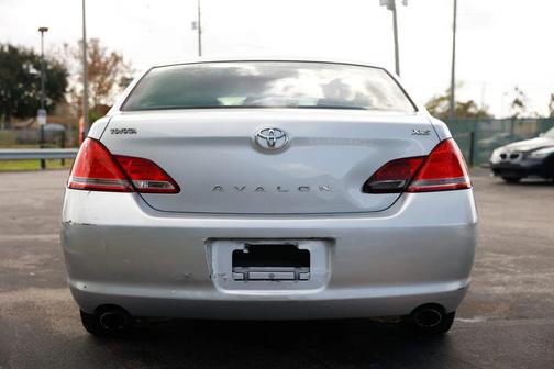2006 Toyota Avalon XLS