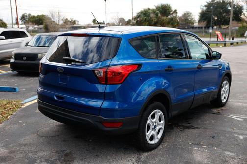 2019 Ford Escape S