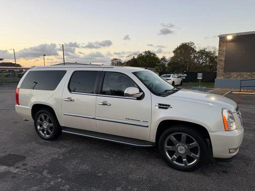 2011 Cadillac Escalade ESV Sport