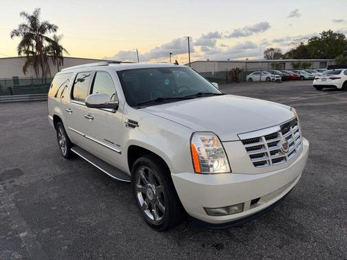 2011 Cadillac Escalade ESV Sport