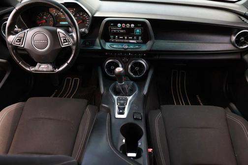 Mosaic Black Metallic 2016 Chevrolet Camaro 1SS