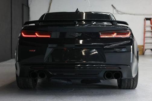 Mosaic Black Metallic 2016 Chevrolet Camaro 1SS