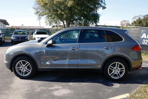 2014 Porsche Cayenne Platinum Edition