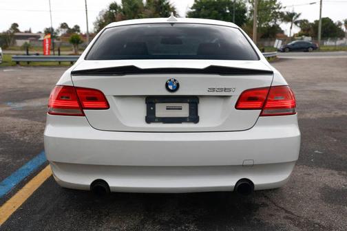 Alpine White 2009 BMW 335 335i Coupe 2D