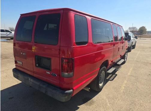 2012 Ford E350 Super Duty XL