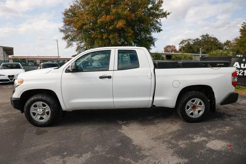 2017 Toyota Tundra SR