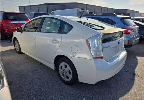 White 2010 Toyota Prius II