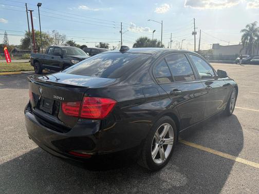 2014 BMW 320 i