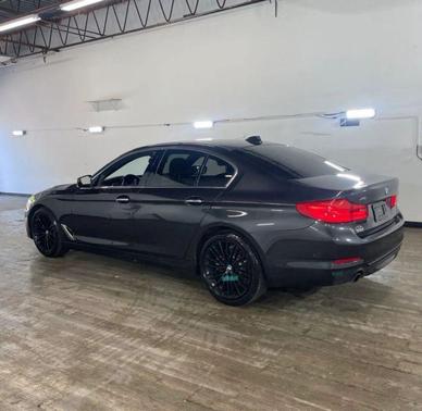 Dark Graphite Metallic 2017 BMW 530 xDrive