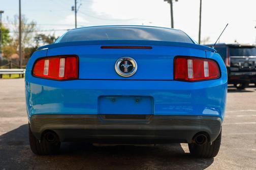 2011 Ford Mustang V6 Premium