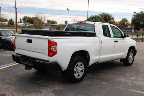 2017 Toyota Tundra SR