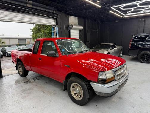 Red 1999 Ford Ranger XLT SuperCab